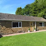 Oaktree Lodge