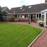 Oaktree Lodge